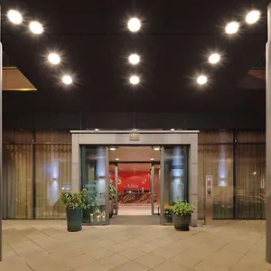 4* מלון דירות Adina Frankfurt Neue Oper